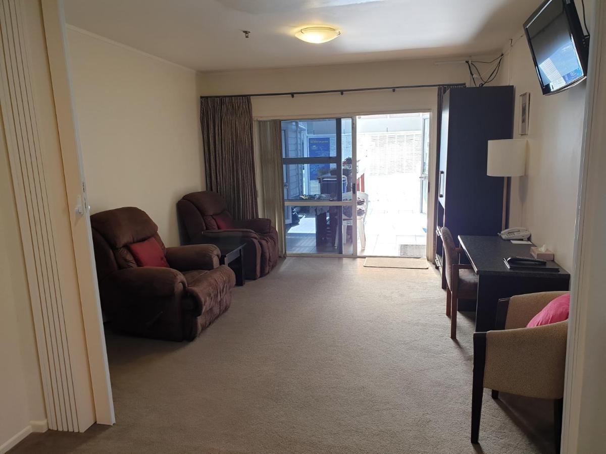 At Eden Park Motel Auckland Eksteriør bilde